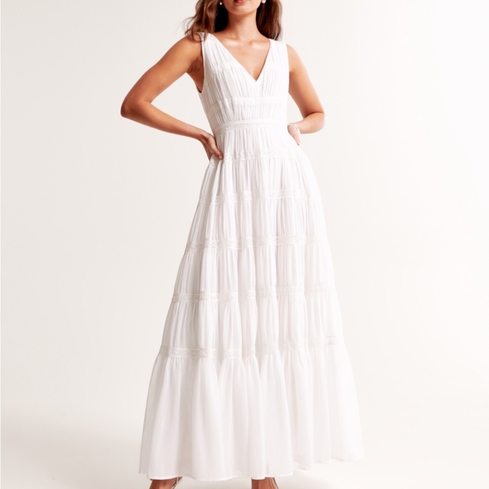 Abercrombie & Fitch Plunge Lace Tiered Maxi Dress